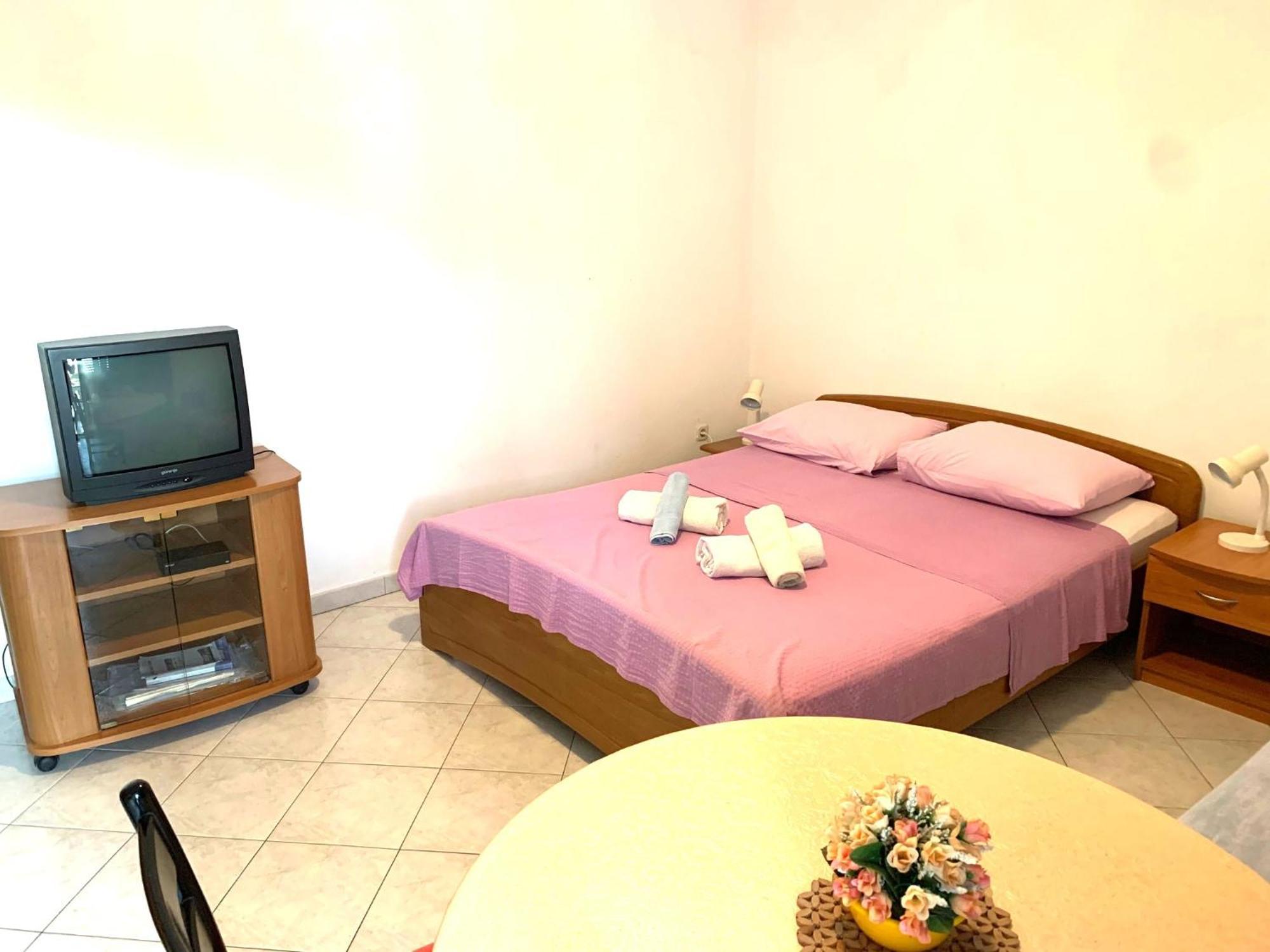 Apartments Bilo - Jela & Ivan Dolac ภายนอก รูปภาพ