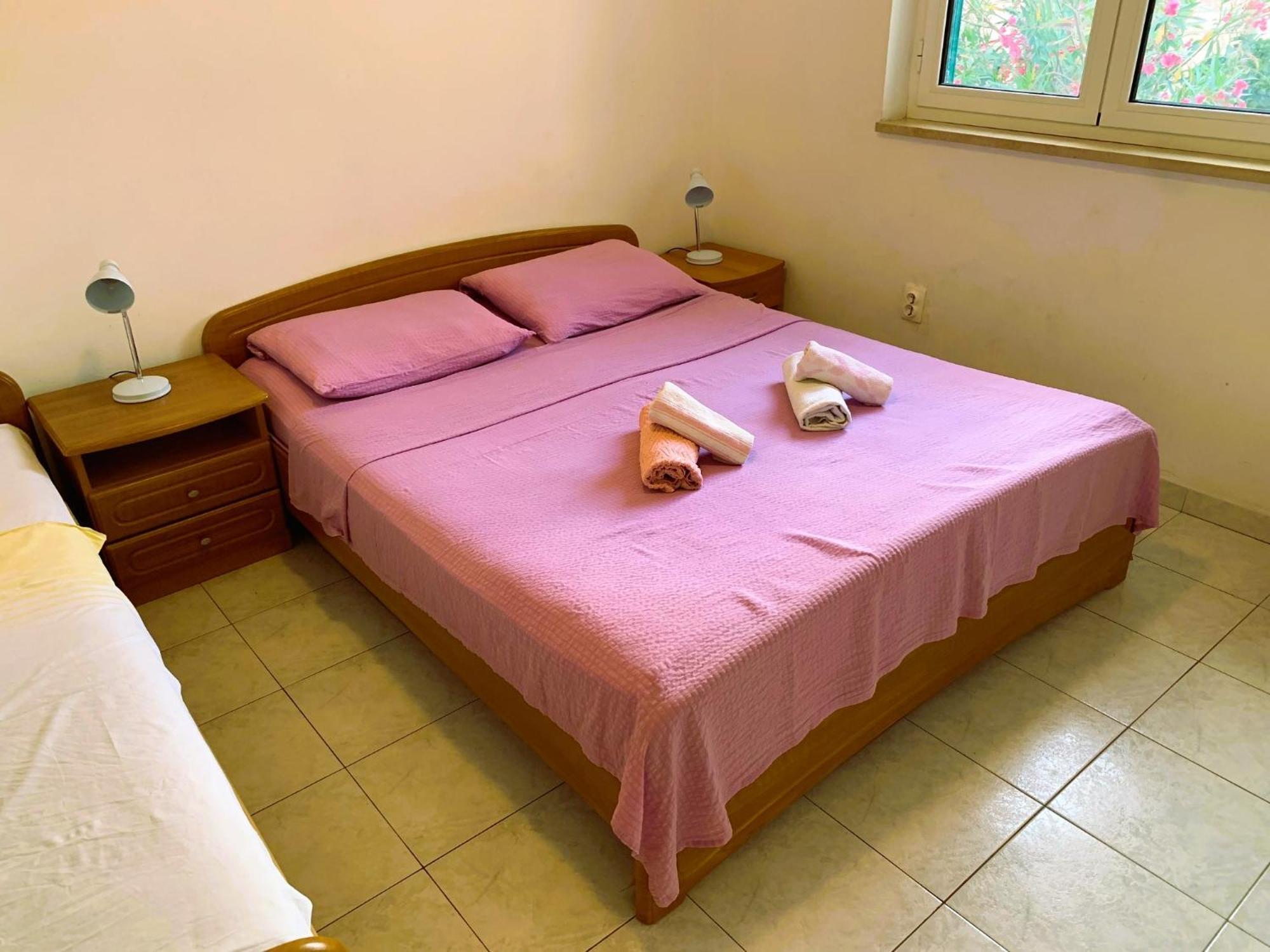 Apartments Bilo - Jela & Ivan Dolac ภายนอก รูปภาพ