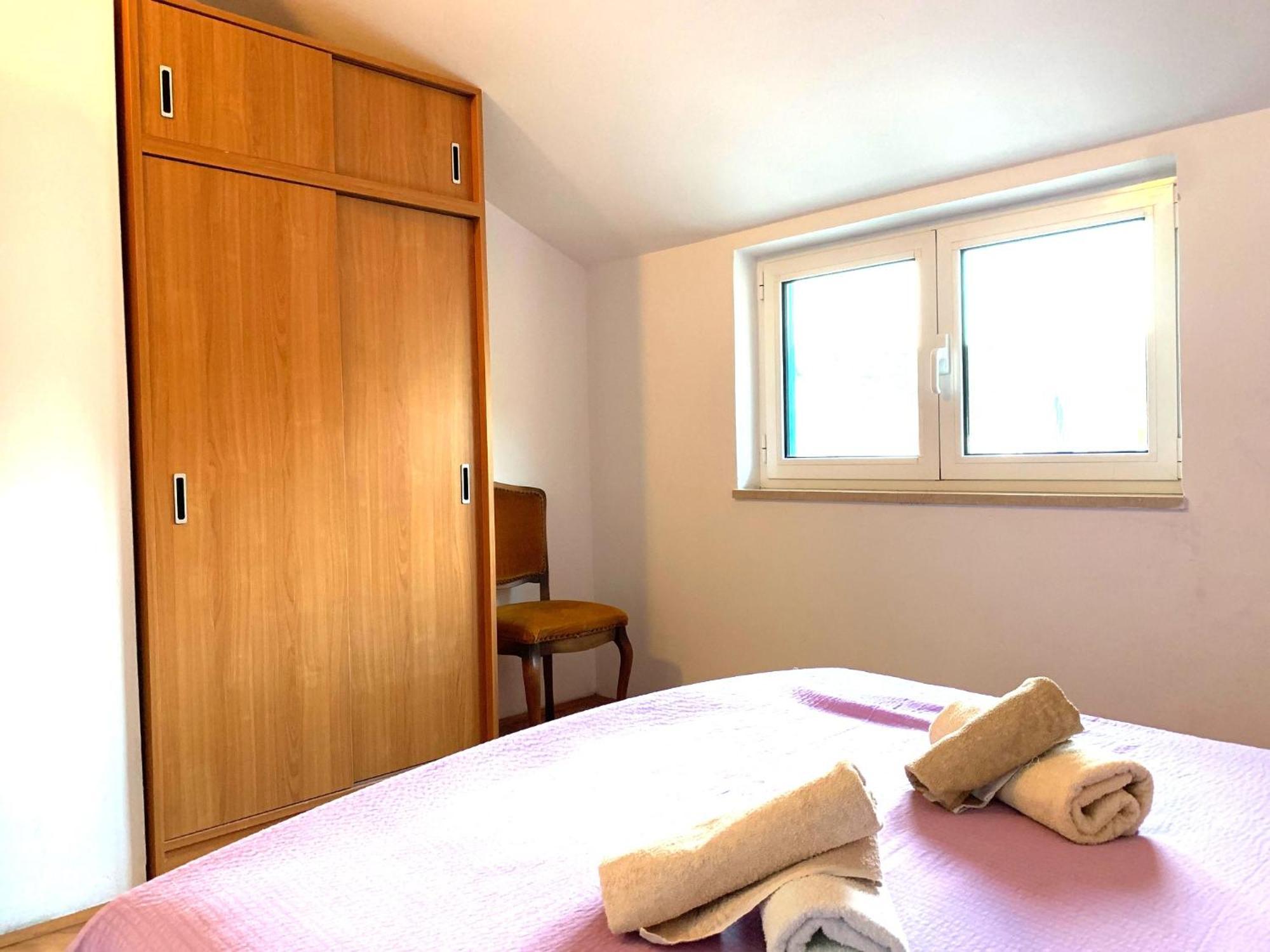 Apartments Bilo - Jela & Ivan Dolac ภายนอก รูปภาพ