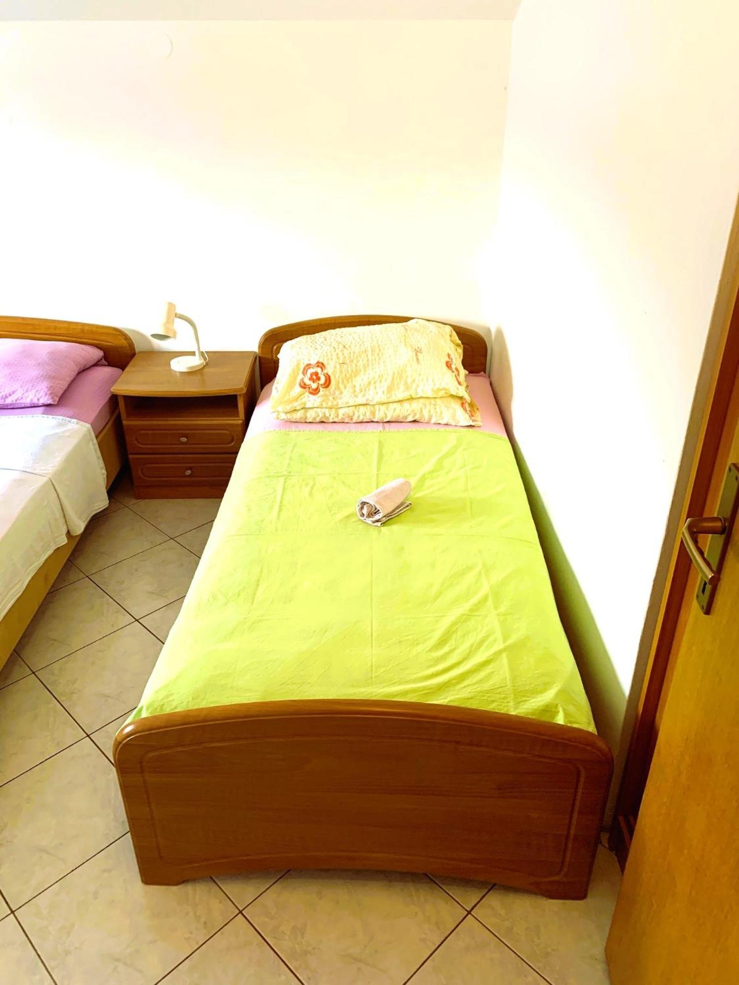 Apartments Bilo - Jela & Ivan Dolac ภายนอก รูปภาพ