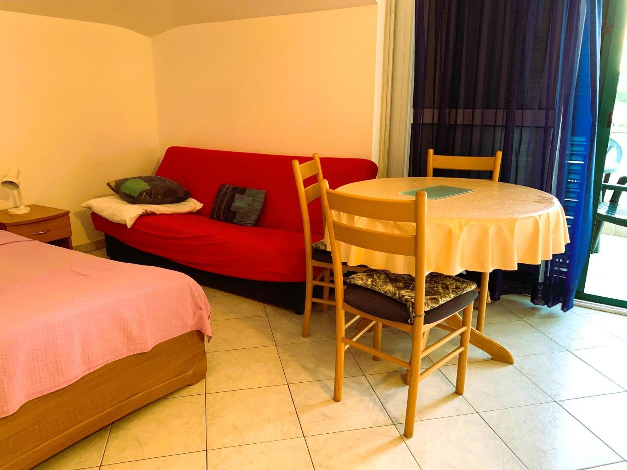 Apartments Bilo - Jela & Ivan Dolac ภายนอก รูปภาพ